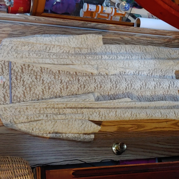 Lularoe Shirley - Picture 2 of 5